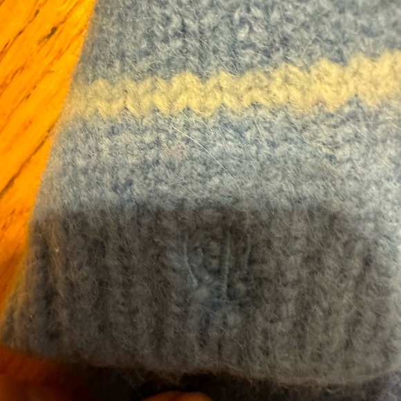 Ralph Lauren soft wool and angora scarf in great condition - Picture 3 of 6